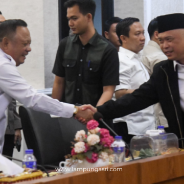 DPRD Provinsi Lampung gelar Rapat Paripurna terkait Jawaban Gubernur atas Pemandangan Umum Fraksi-Fraksi