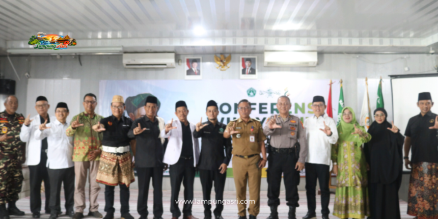 Apel pagi bersama Pegawai di lingkungan Sekretariat DPRD Provinsi Lampung.