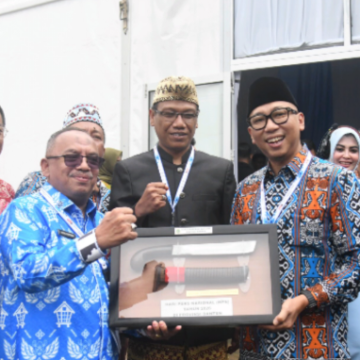 Ketua Komisi II DPRD Provinsi Lampung, Bapak H. Ahmad Basuki, M.Pd.I. menghadiri acara Peluncuran Kelembagaan Koperasi Desa/Kelurahan Merah Putih dalam rangka Hari Koperasi Nasional ke-78.