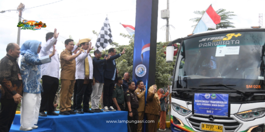Sekwan Angkat Sumpah/Janji ASN PPPK di Lingkungan DPRD Lampung