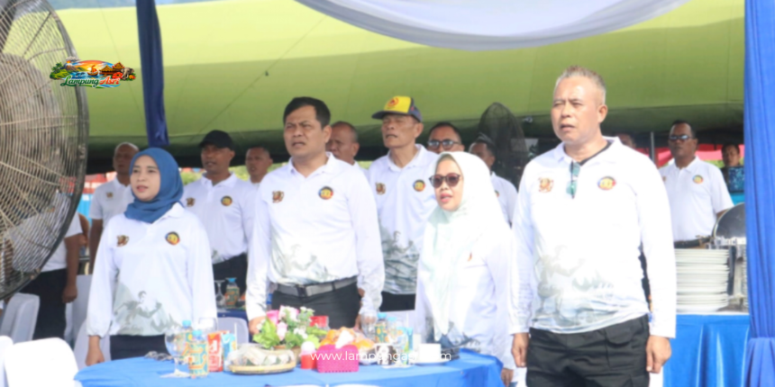 image Sekretaris Komisi I DPRD Provinsi Lampung, Hj. Hanifah, SE, menghadiri acara Marines Aquathlon 2025 Pangkormar Cup